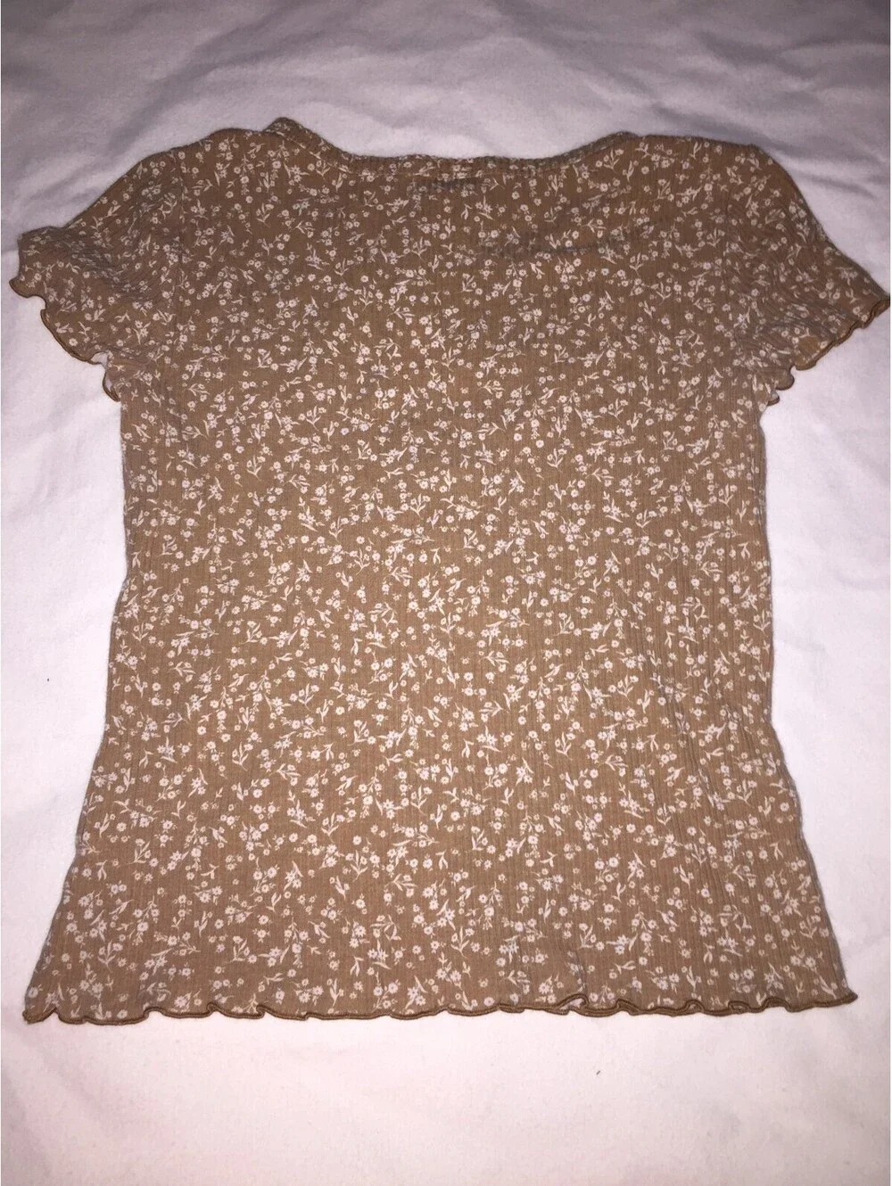 Old Navy girls brown with white flowers top ruffled hems Large neutral ditsy